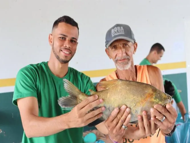 Prefeitura de Colônia do Piauí leva solidariedade às famílias com distribuição de kits alimentação na Semana Santa