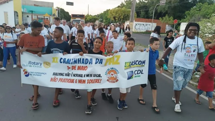 XX Caminhada Da Paz em Oeiras: ‘’cative amizades, bullying não’’