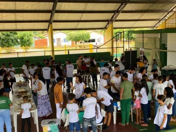 Alunos de Biologia da Universidade Federal do Piauí levam ciência a São Miguel do Fidalgo