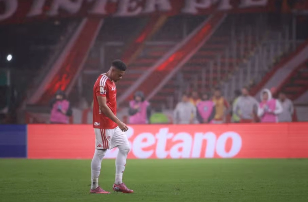 Defesa do Inter usa áudio falso de VAR em julgamento de Victor Gabriel no caso Gabriel Pec; ouça
