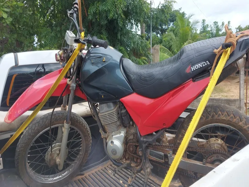 Polícia Civil de Oeiras recupera motocicleta roubada em Floriano