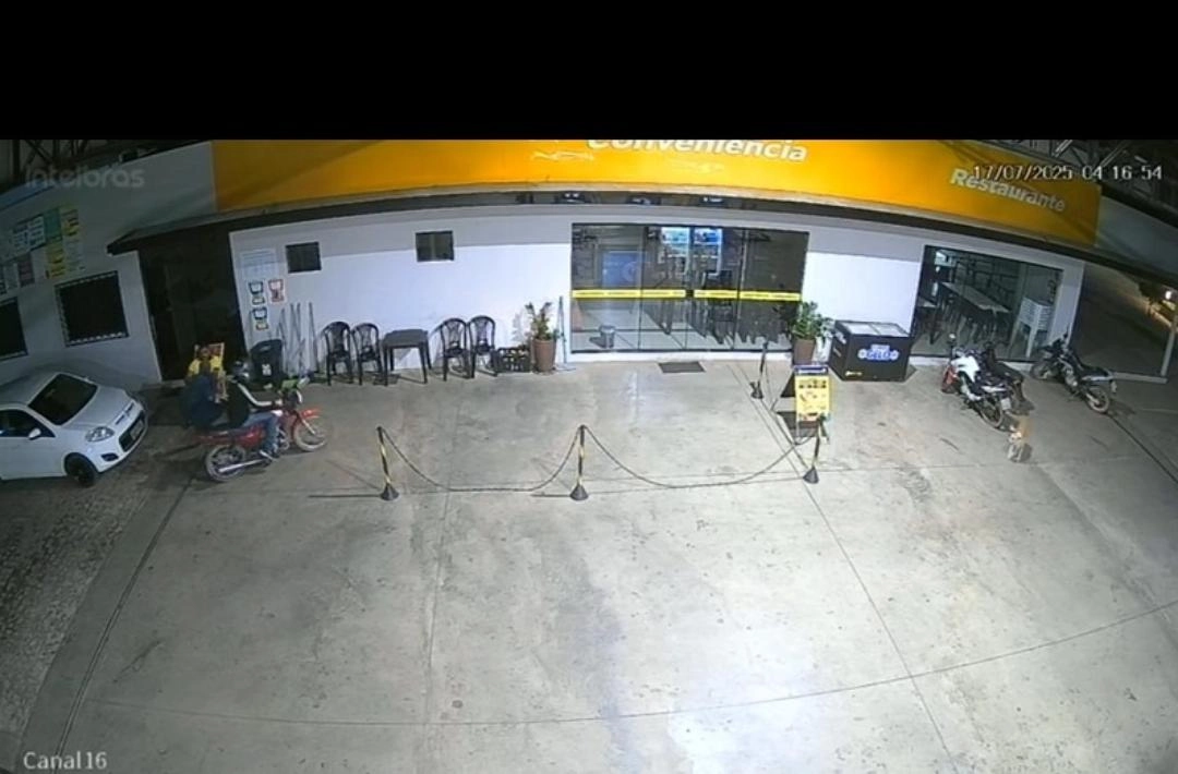 VIDEO: Posto de combustíveis é alvo de assalto à mão armada no Anel Viário, em Oeiras