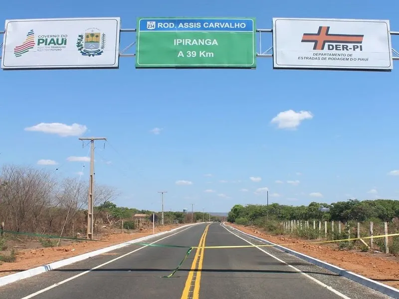 Estradas da região do Vale do Rio Canindé e Serra da Capivara recebem melhorias