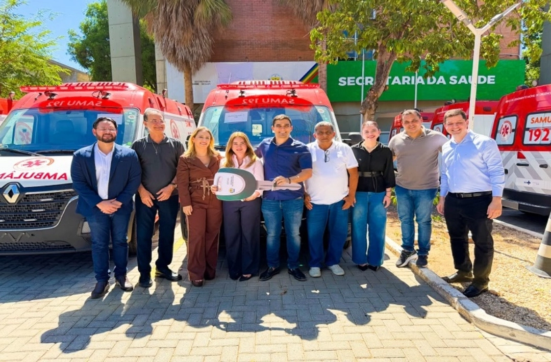 Colônia do Piauí recebe nova ambulância do SAMU para reforçar atendimento em saúde