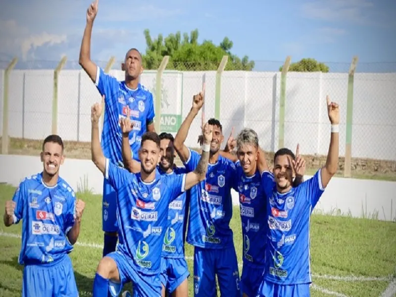 Oeirense vence Corisabbá, fora de casa, com falha bizarra de goleiro e larga bem no Piauiense