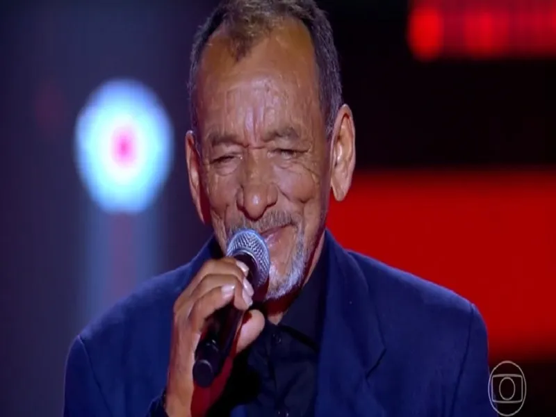 Café Oeiras recebe o cantor Walter Ramalho, ex The Voice Brasil para uma noite inesquecível