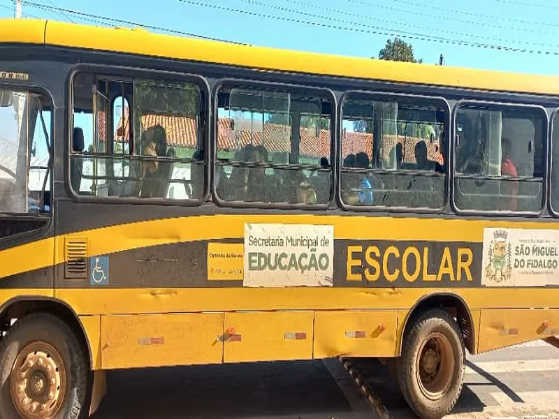 Prefeitura de São Miguel do Fidalgo garante transporte gratuito para alunos no Enem