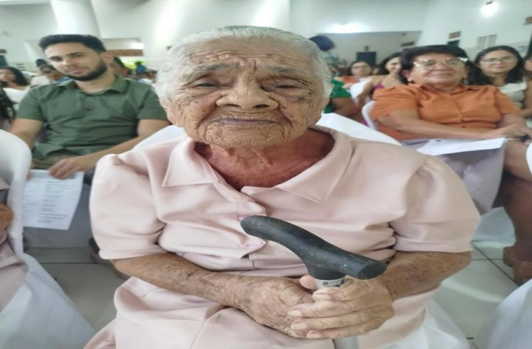 Morre aos 103 anos Vovó Minervina, uma das figuras mais conhecidas da história de São Miguel do Fidalgo