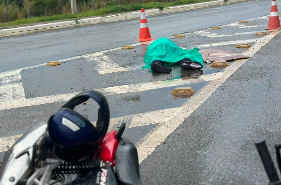 Motociclista morre após perder controle da moto na saída da Ponte Anselmo Dias, em Teresina