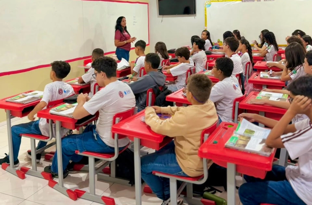 Sociedade Educacional Paulo Freire recebe estudantes para o segundo semestre letivo
