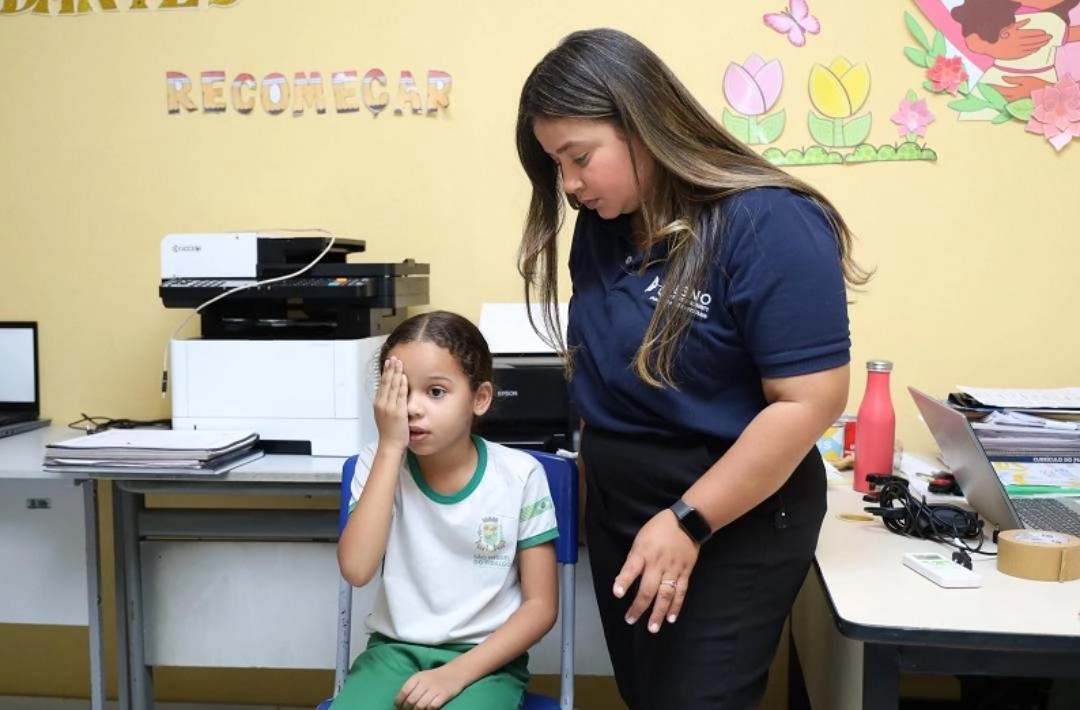 Estudantes da rede municipal de São Miguel do Fidalgo passam por exames de acuidade visual