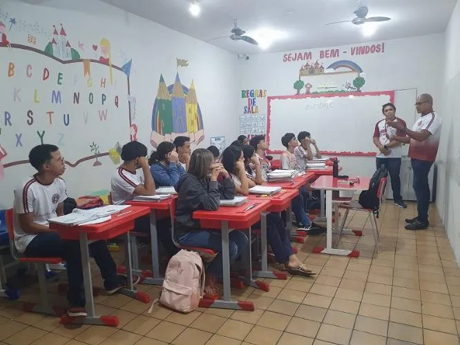 Sociedade Educacional Paulo Freire lança projeto "Acelera, Terceirão" para preparação dos alunos para o ENEM