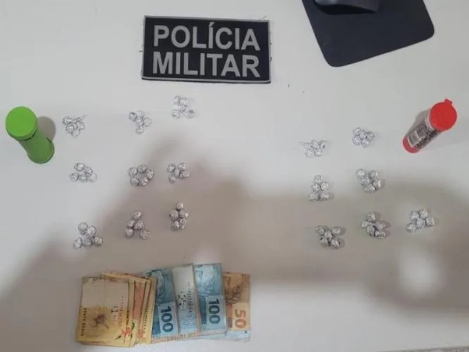 Polícia Militar apreende drogas e R$3.365 em dinheiro na zona rural de Monsenhor Hipólito