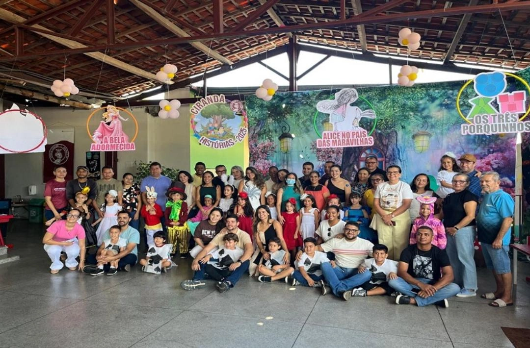 Ciranda de Histórias envolve crianças da Educação Infantil do Colégio Paulo Freire em atividades de leitura