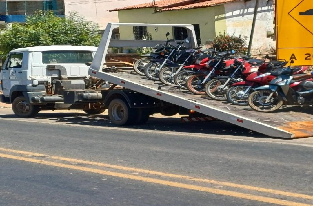 PRF realiza Operação Primeira Capital em Oeiras com foco na segurança viária