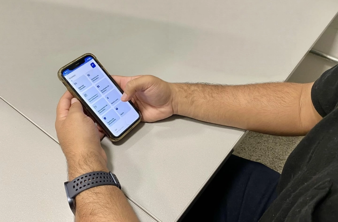 Saiba como agendar consulta gratuita com especialistas pelo celular 