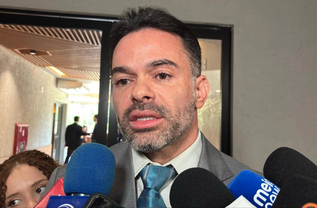 Deputado Bessah anuncia racha com grupo do ex-prefeito Zé Raimundo em Oeiras
