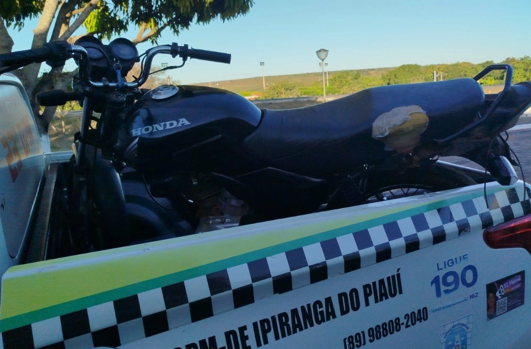 Adolescente é apreendido em Ipiranga do Piauí e motocicleta furtada em Oeiras é recuperada