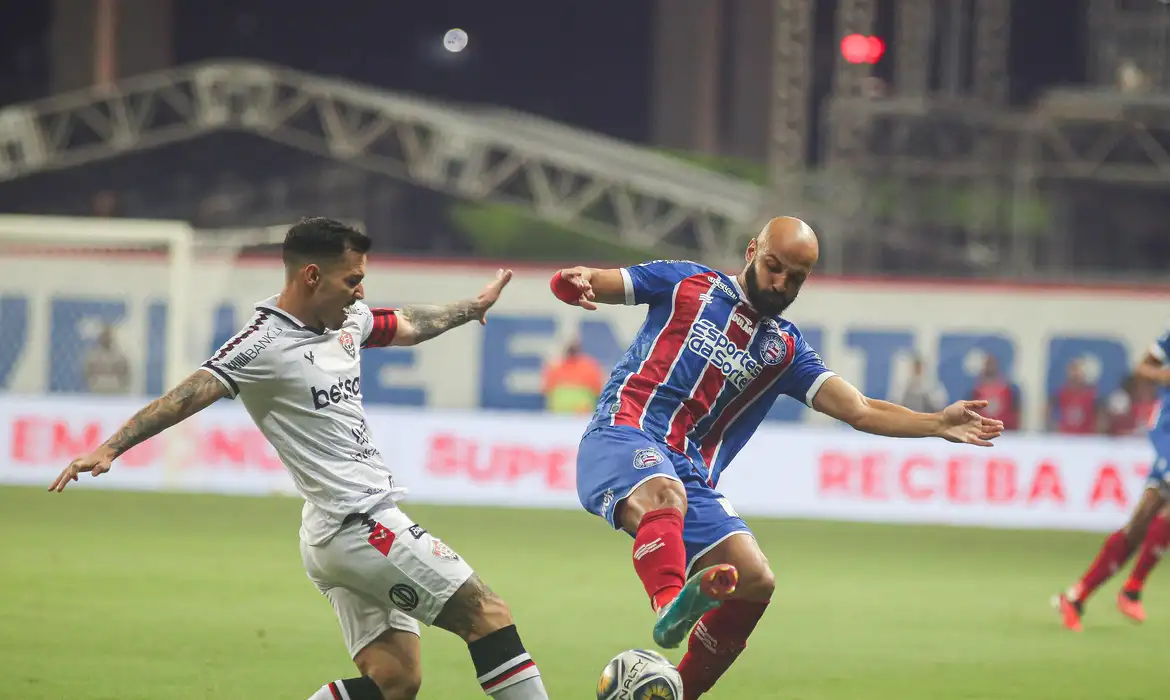 Bahia e Vitória se enfrentam no Barradão pela final do Campeonato Baiano 