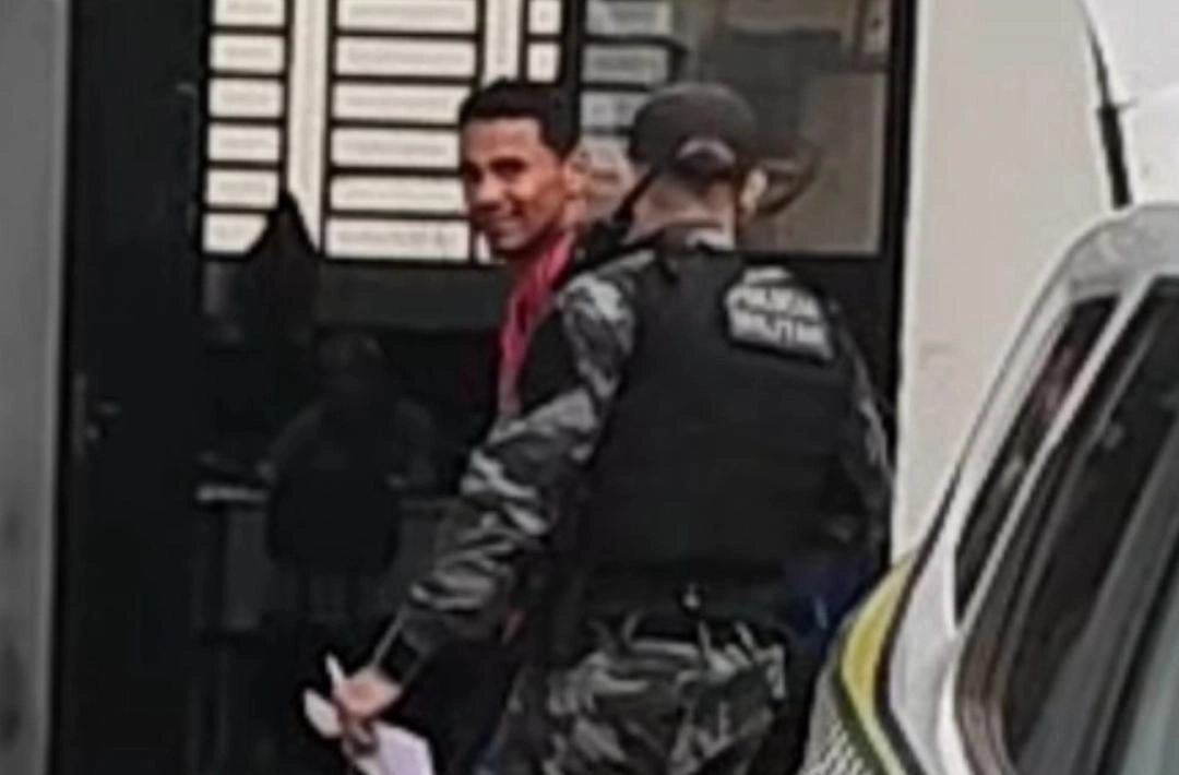 Homem é preso em José de Freitas ao cobrar dívida e ameaçar moradora