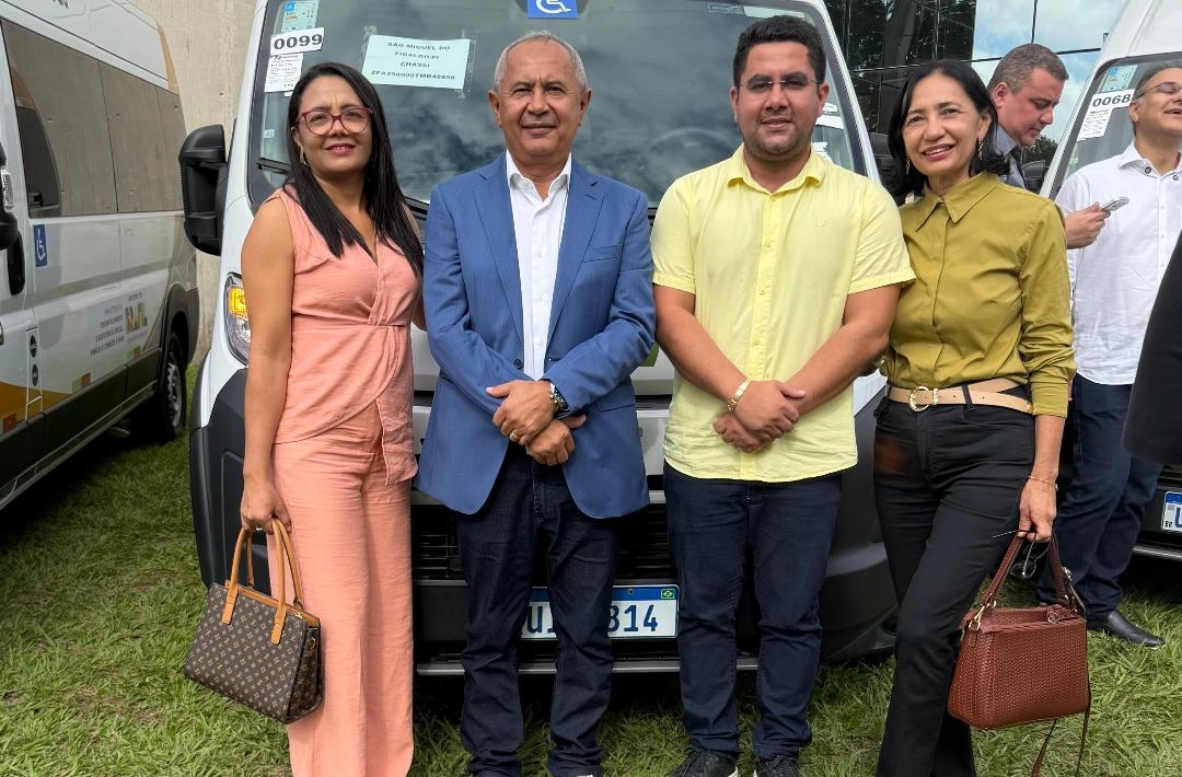 São Miguel do Fidalgo recebe veículo do MobSUAS para atendimento itinerante da assistência social