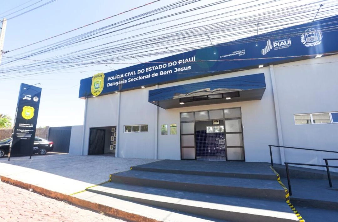 Pai e mãe disputam guarda das crianças de Barras interceptadas em BR pela PRF