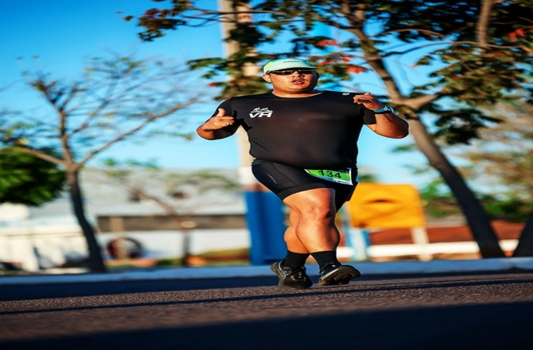 De Oeiras para Salvador: corrida transforma trajetória de Jhordann Smith e inspira história de superação