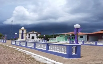 Zé Balaústre: onde o futuro repete o passado