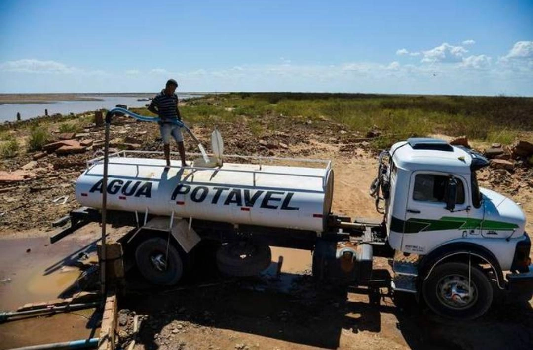 Defesa contrata abastecimento emergencial para 34 cidades atingidas pela seca