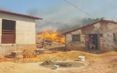 Queimadas colocam Oeiras em risco e Governo não define data de inauguração do Corpo de Bombeiros