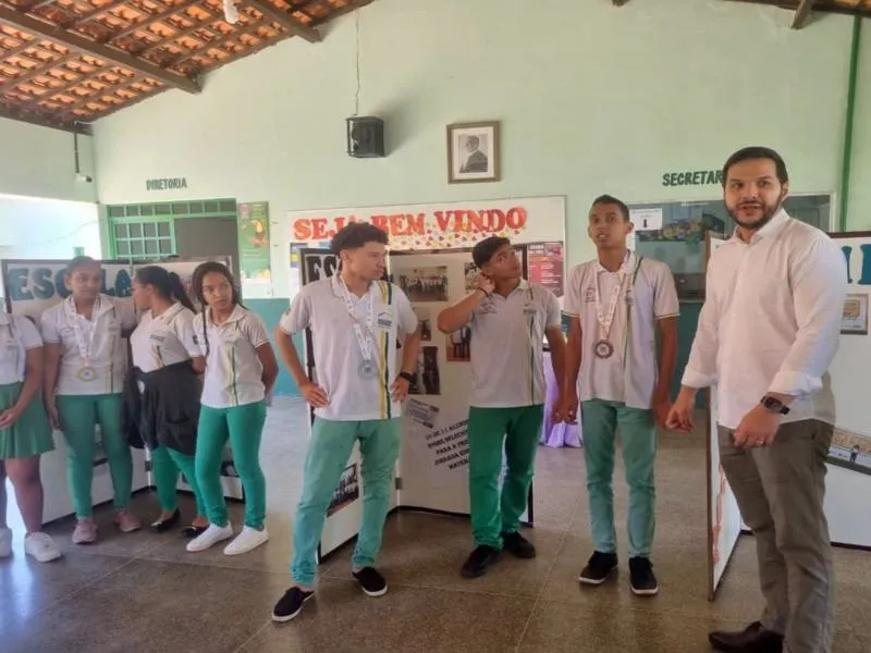CETI Desembargador Pedro Sá recebe a visita do Secretário Estadual de Educação do Piauí