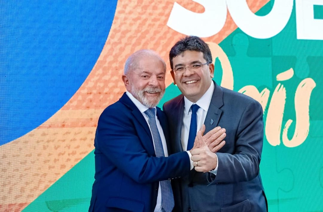 Rafael Fonteles celebra avanço da PEC pelo fim da escala 6x1