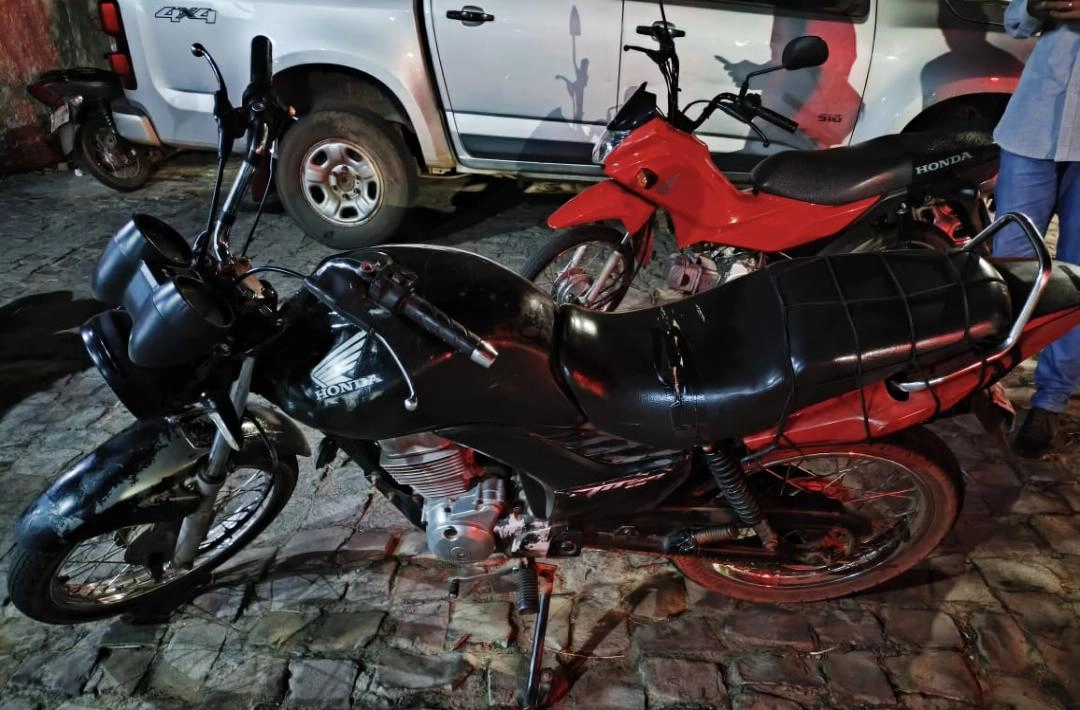 Adolescente é apreendido com motocicleta com sinais de adulteração na PI-242, entre Wall Ferraz do Piauí a Santo Inácio do Piauí
