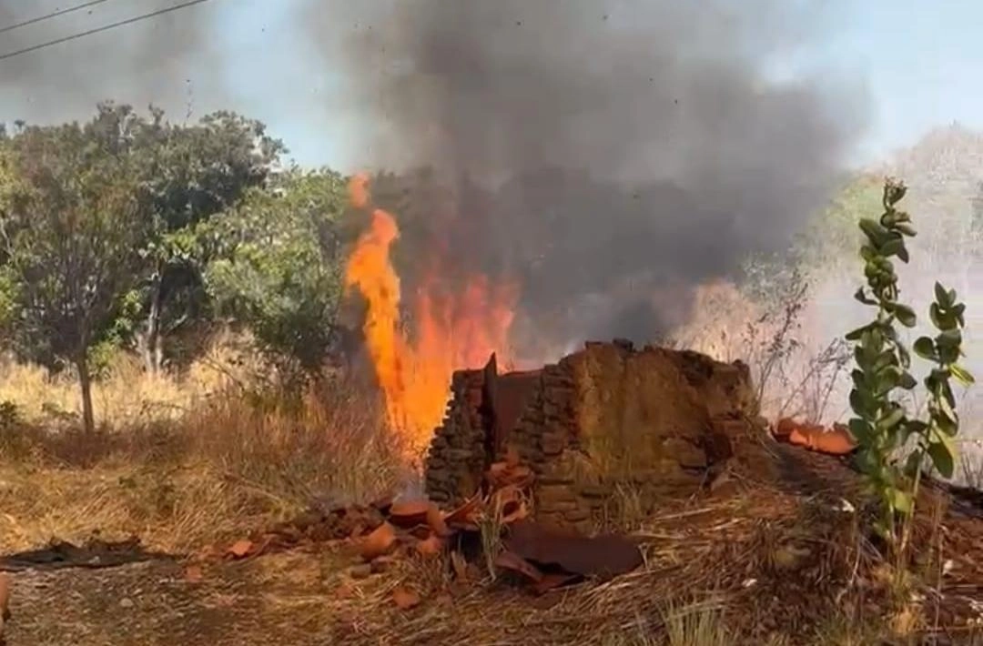 Corpo de Bombeiros registra aumento de ocorrências de queimadas em Oeiras