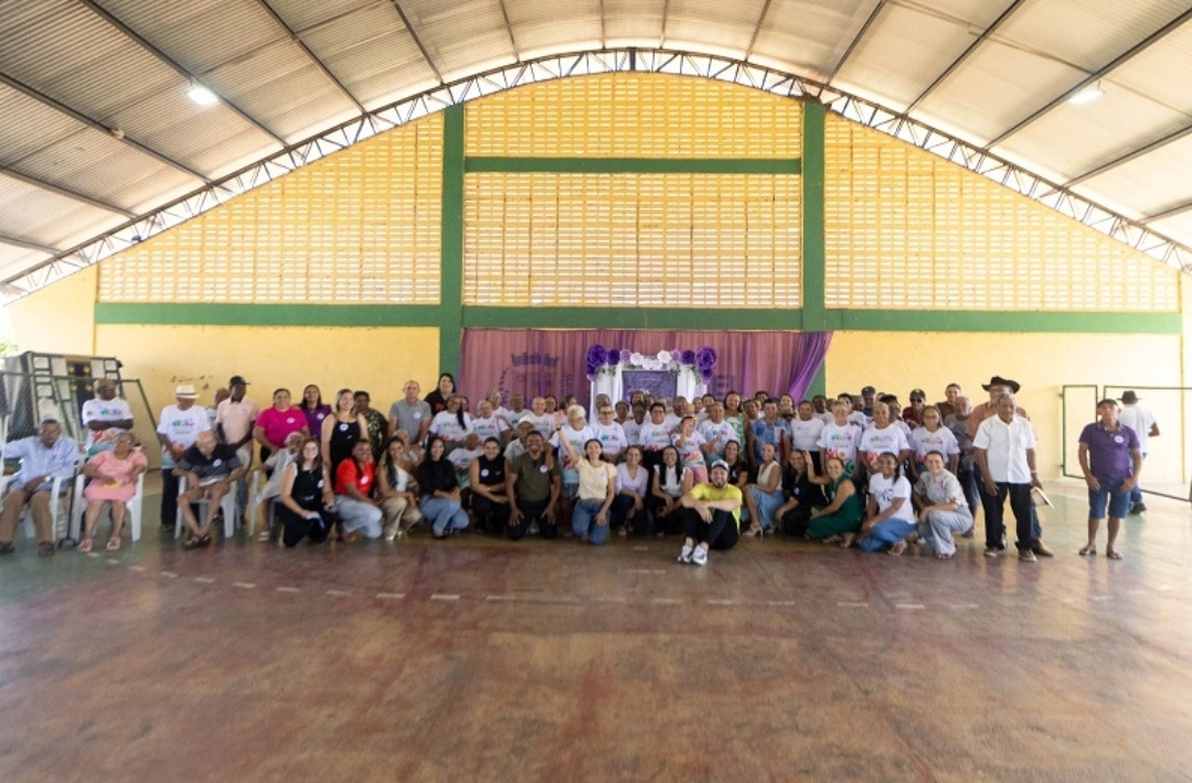 Junho Violeta mobiliza idosos em São Miguel do Fidalgo com serviços, palestra e apresentações culturais