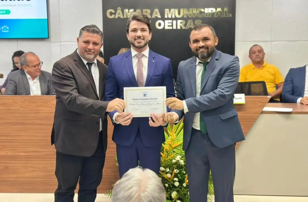 Câmara de Oeiras entrega Títulos Honorários e destaca nomes que contribuem para o desenvolvimento do município