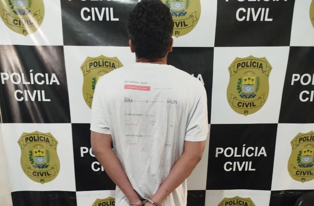 Polícia Civil apreende maconha, sementes e materiais para cultivo em residência no Centro Histórico de Oeiras