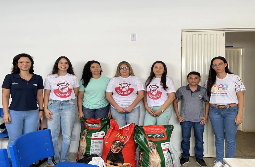 Secretária de Saúde de Oeiras se reúne com ONGs de proteção animal e entrega rações no Centro de Zoonoses