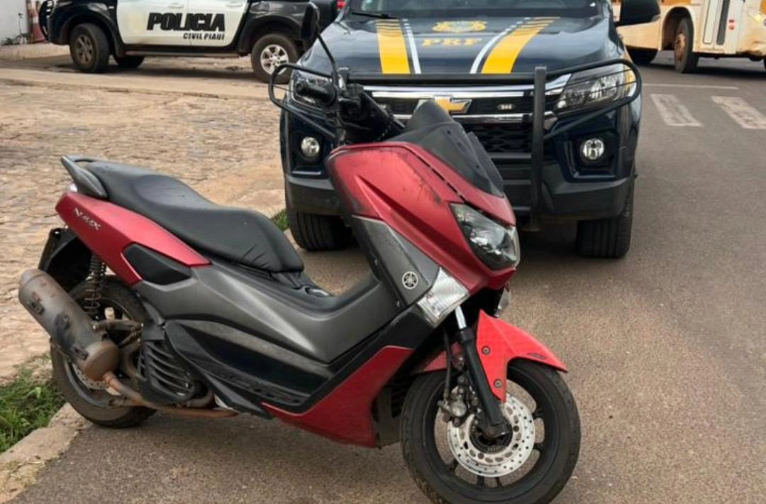PRF recupera em Picos motocicleta furtada em São Paulo há quase sete anos