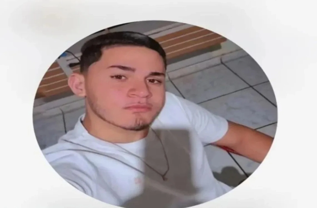 Acidente entre carro e moto termina com morte de jovem na BR-316, em Picos