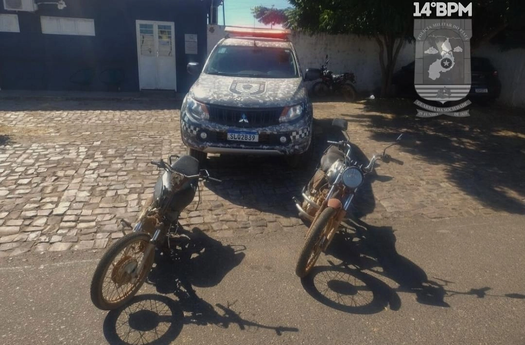 Polícia apreende motocicletas adulteradas em oficina no bairro Rodagem de Floriano, em Oeiras