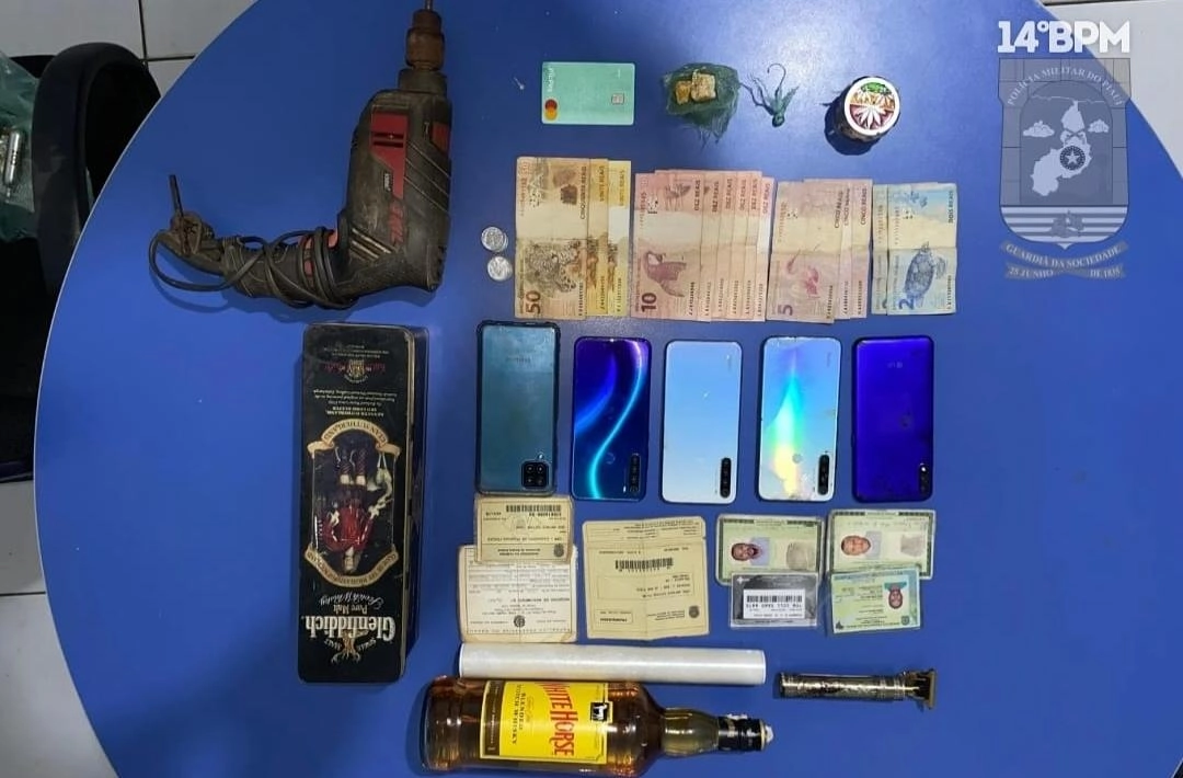 Suspeito é preso com drogas e objetos de origem duvidosa em operação na Vila São José, em Oeiras