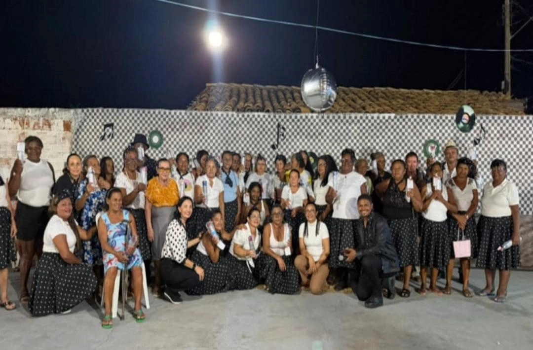 Secretaria de Assistência Social de São Miguel do Fidalgo promove confraternização com idosos do SCFV