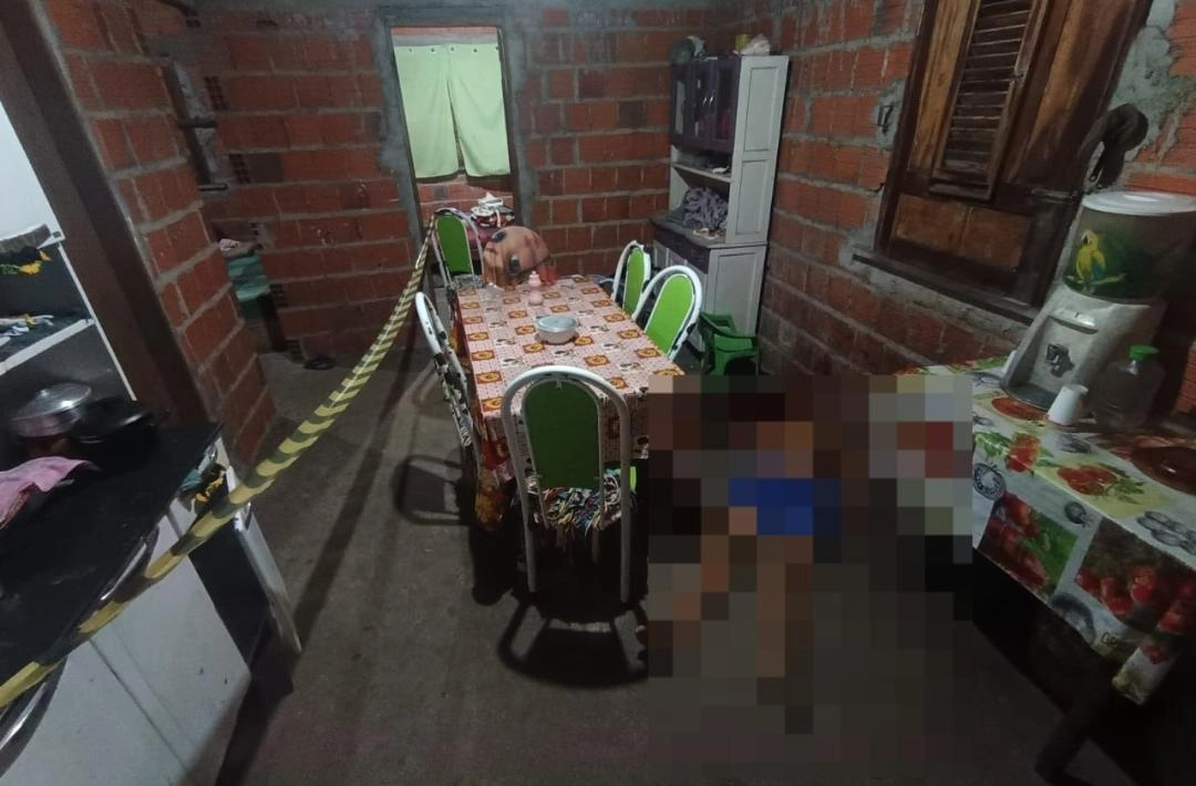 Pai é morto a tiros na frente da filha de 3 anos dentro de casa no Piauí