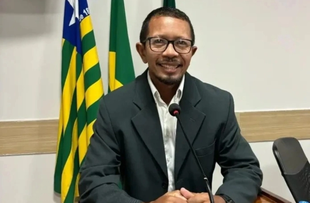 Vereador do Piauí sofre mais de duas mil ferroadas em ataque de abelhas em terreno