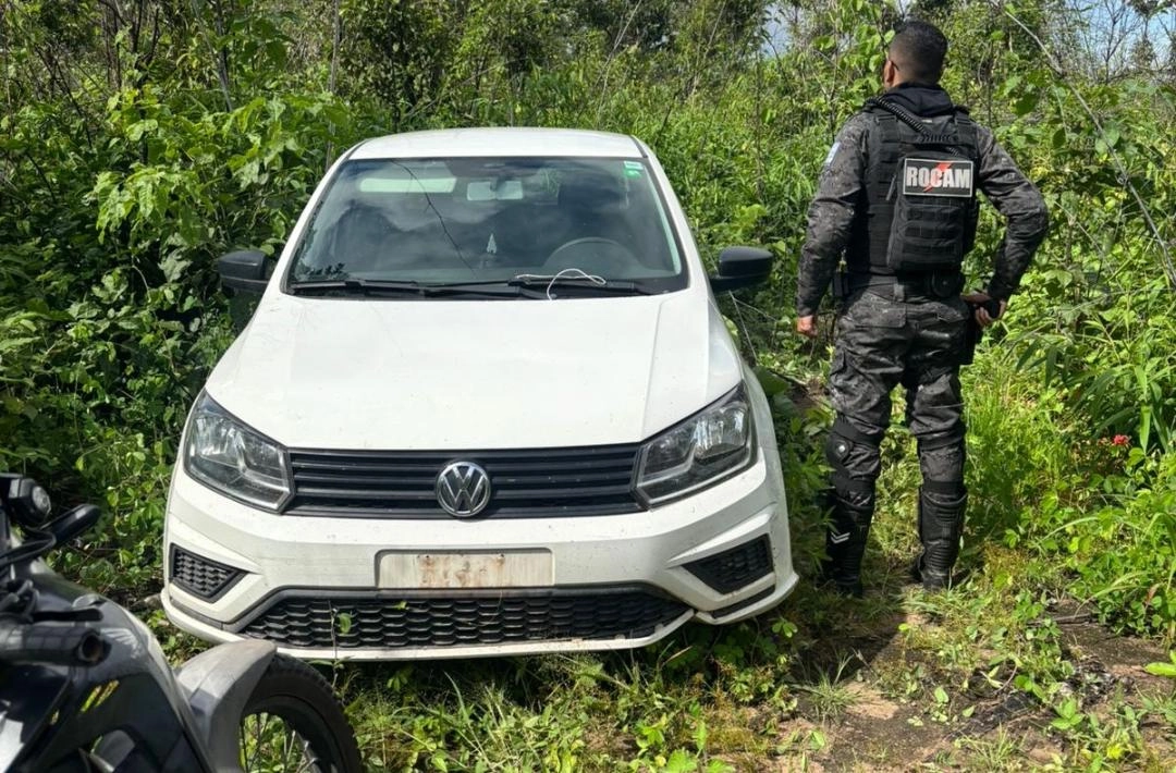 Motorista de app é sequestrado e pula de carro; adolescentes apreendidos