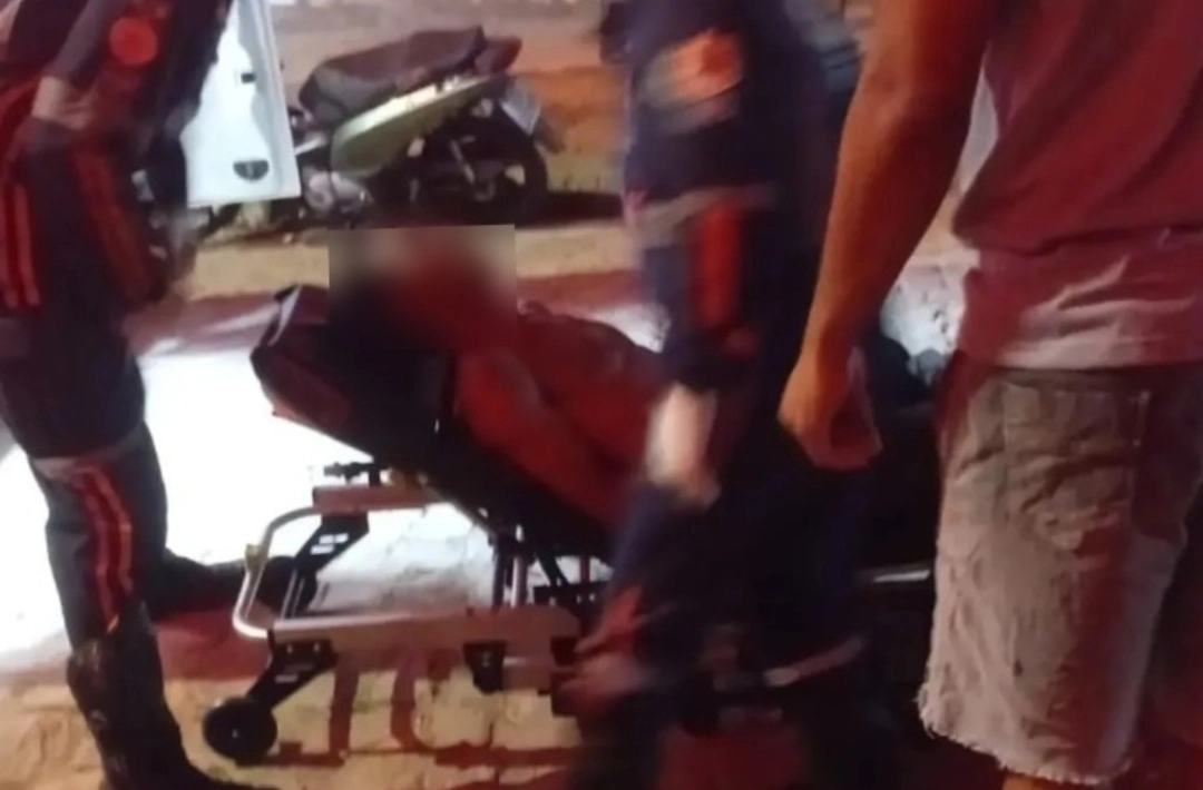 Homem de 37 anos é ferido a pauladas e facada no bairro Canela, em Oeiras
