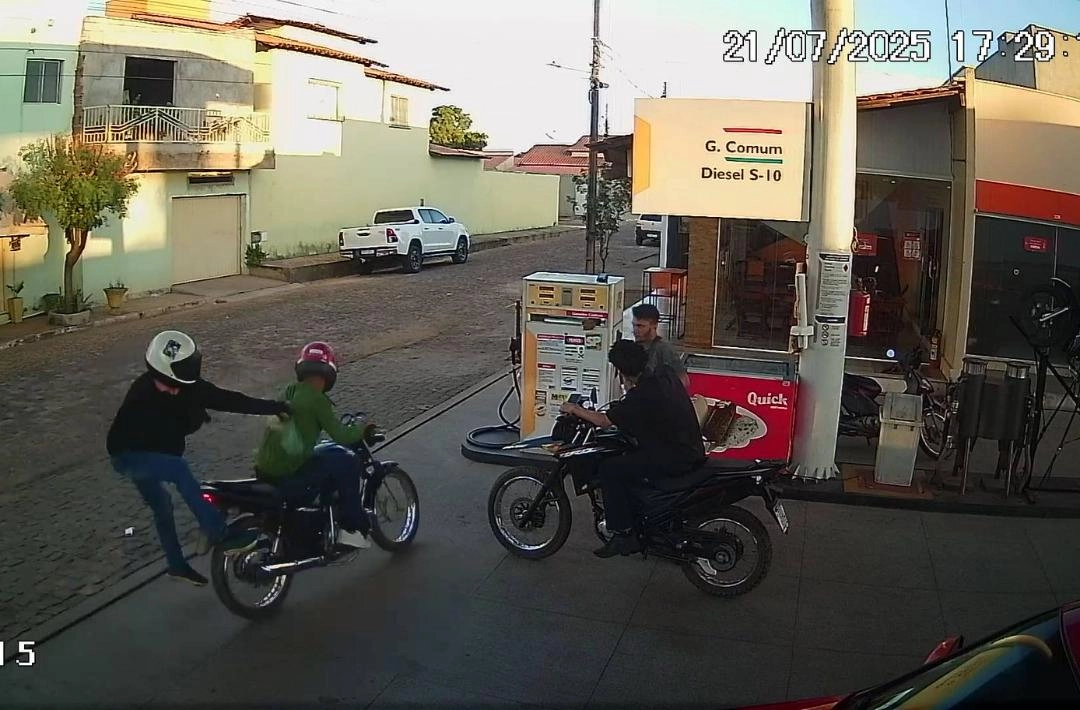 Mercadinho e posto de combustíveis na Rodagem de Floriano são alvos de assaltos na tarde desta segunda-feira em Oeiras