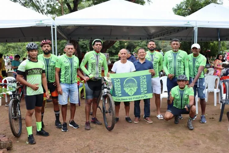 Grupo Lanternas Verdes Colônia Bike Ciclo brilha no I Tanque MTB em Tanque do Piauí