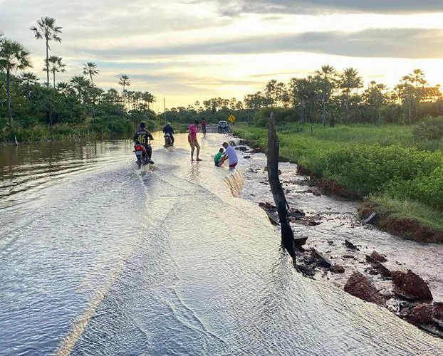 Rodovia que interliga cidades de Santo Inácio-PI e Floresta-PI ameaça romper